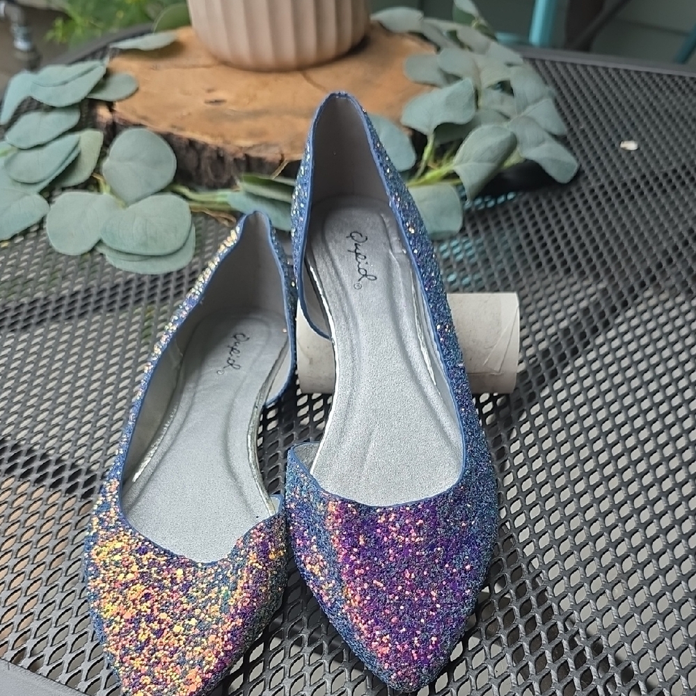 Cupid Glittery Blue and Gold Flats